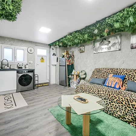 Le Sauvage - 4 Prs - Wifi -proche Paris Lägenhet Bobigny