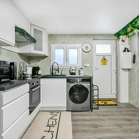 Le Sauvage - 4 Prs - Wifi -proche Paris Apartment Bobigny
