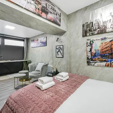 Apartment Le Sauvage - 4 Prs - Wifi -proche Paris Bobigny
